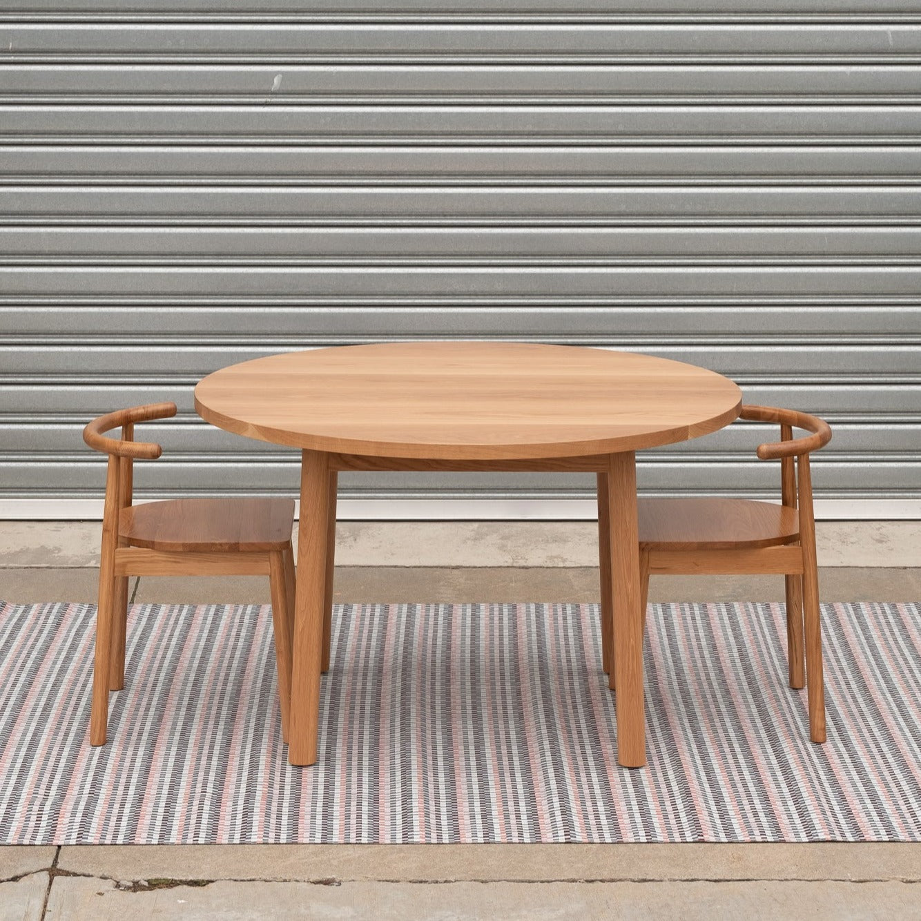 George - Round Dining Table