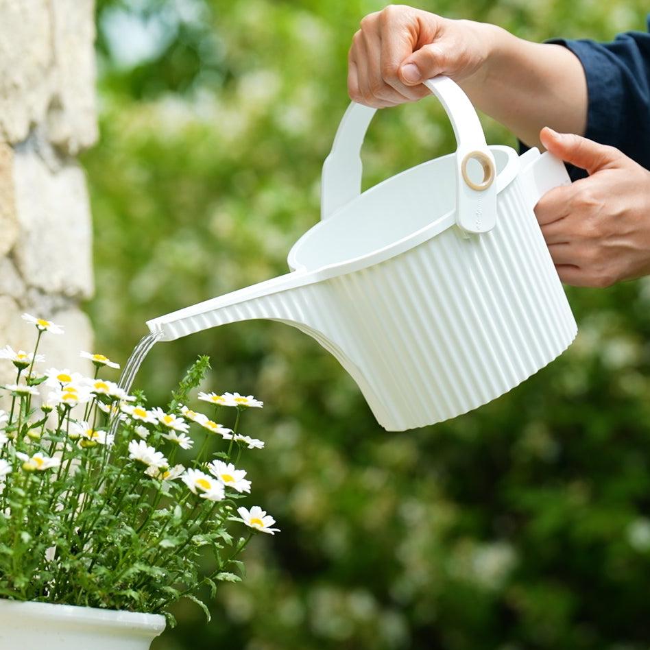 Hachiman - Watering Can - White