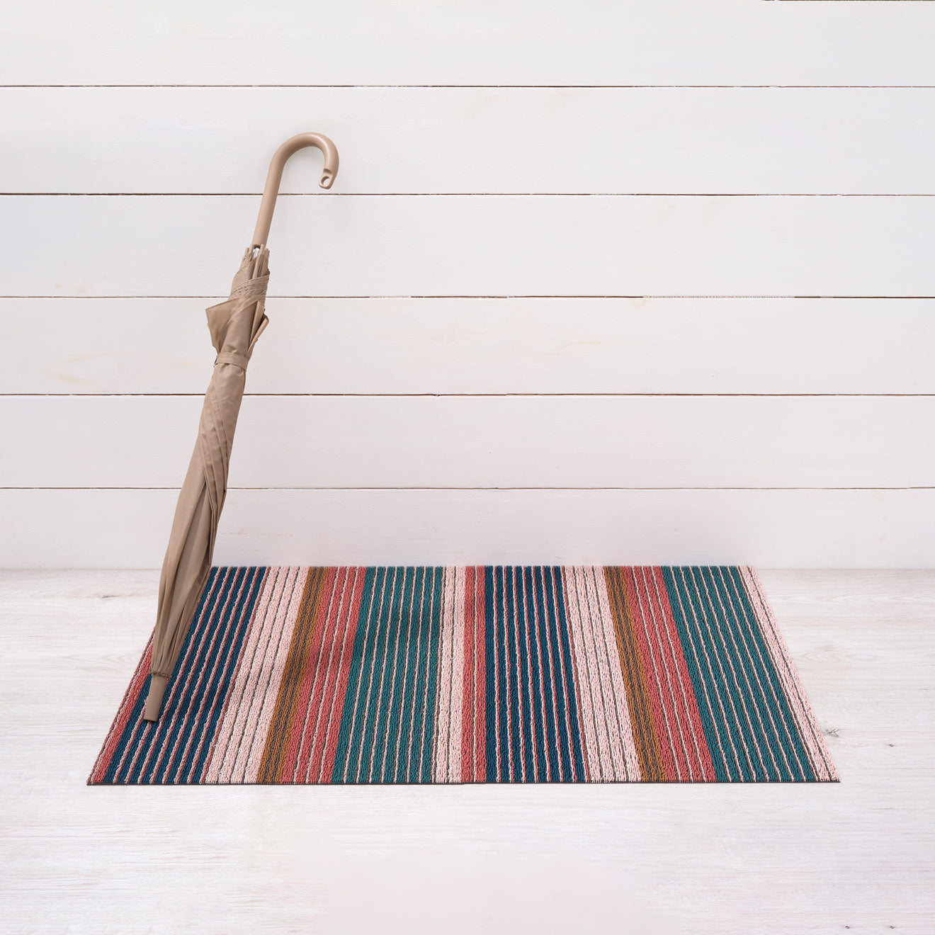 Chilewich Doormat - Pleat Stripe - Raspberry