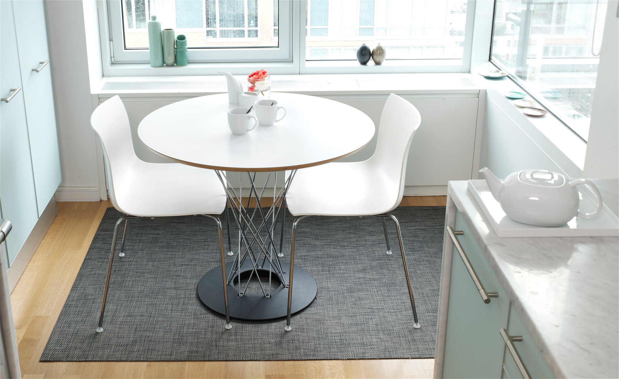 Chilewich Woven Floormat - Basketweave - Carbon