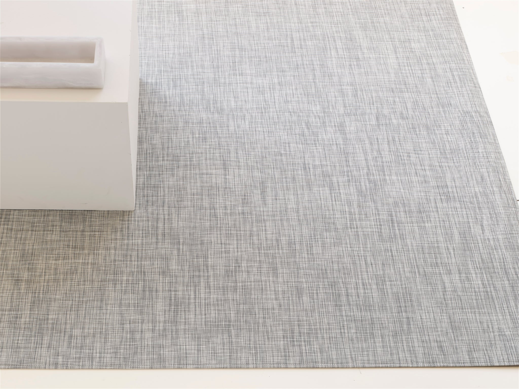 Chilewich Woven Floormat - Ikat - White Silver