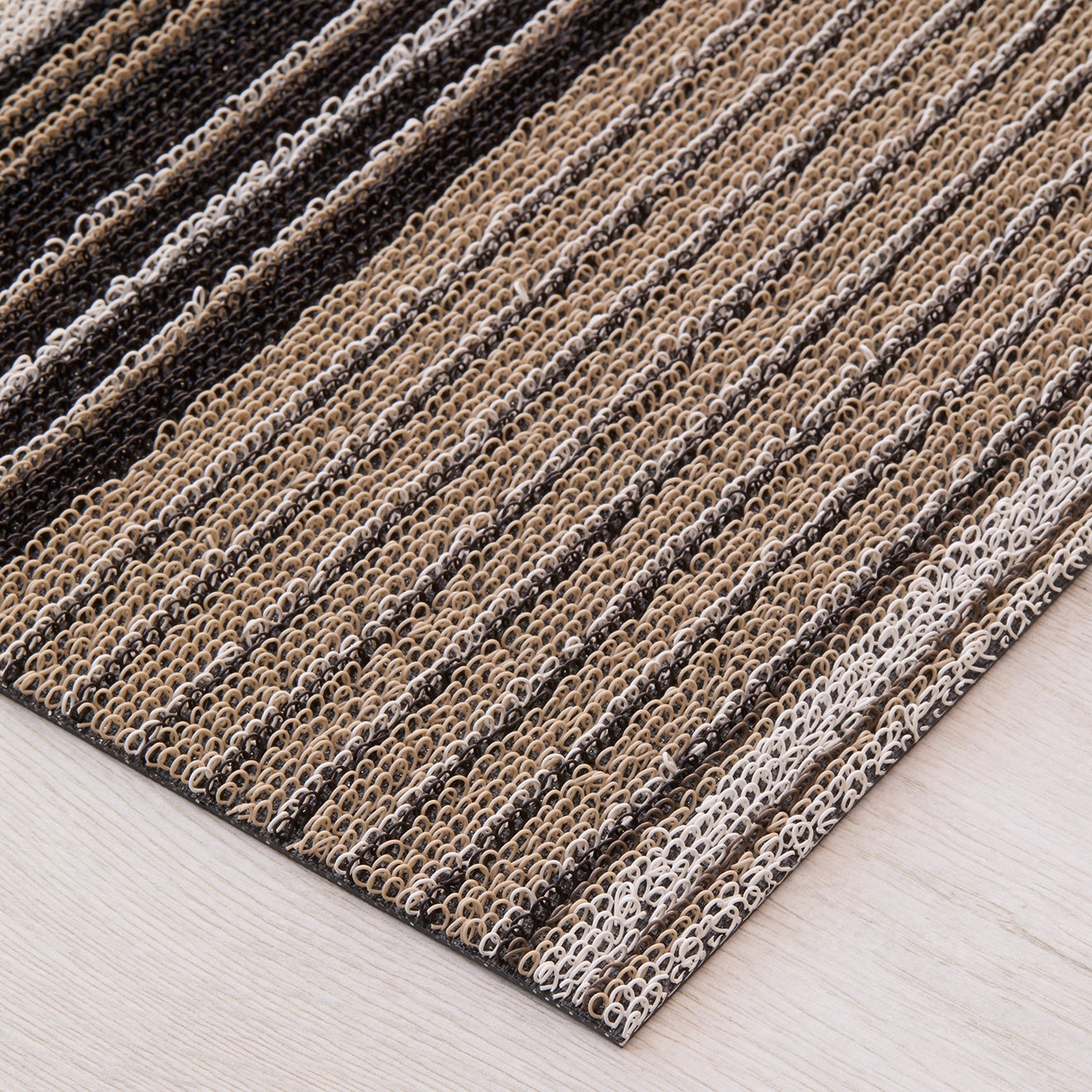 Chilewich Doormat - Pleat Stripe - Oyster