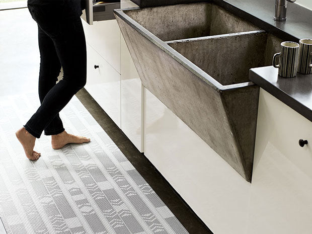Chilewich Woven Floormat - Scout - Graphite
